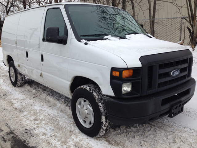 Ford E-250 2008 photo 3