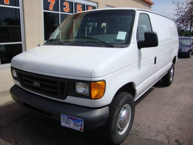 Ford E250 Overland 4X4 Unspecified