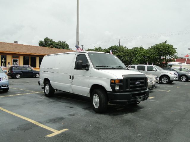 Ford E250 2008 photo 5