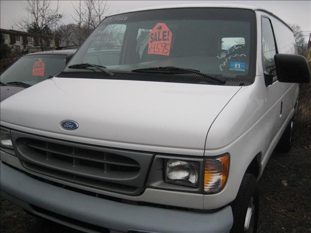 Ford E350 Wagon SL AWD CVT Leatherroof Passenger Van