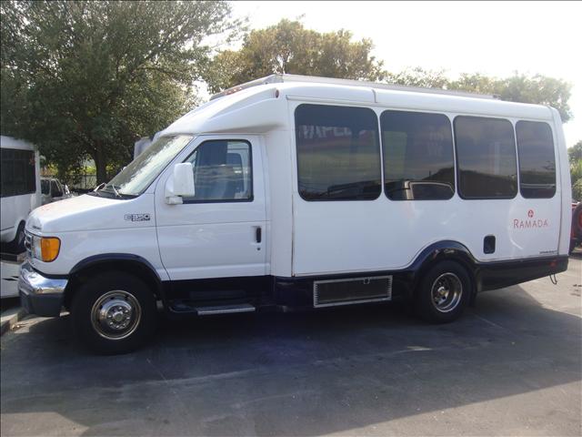 Ford E350 Wagon Base Passenger Van