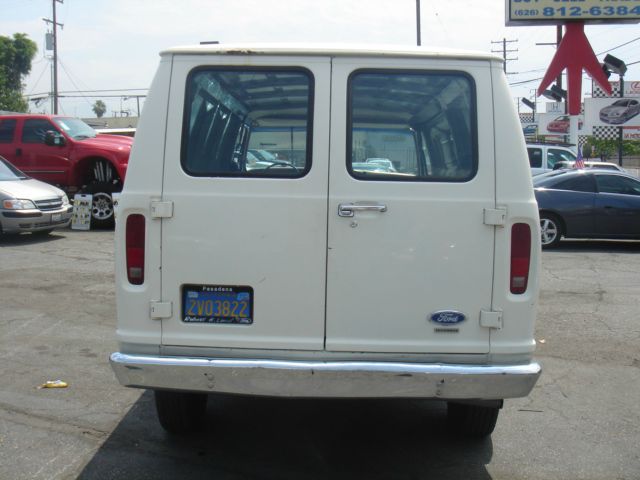 Ford Econoline 1986 photo 3