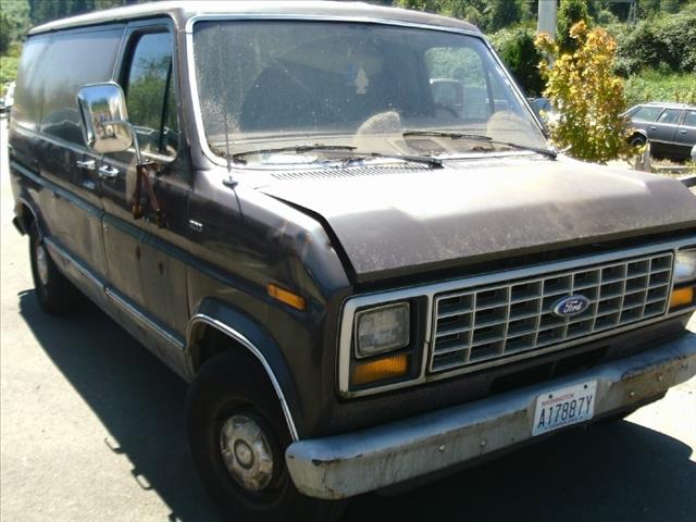 Ford Econoline Unknown Passenger Van
