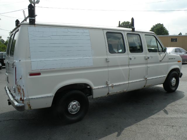 Ford Econoline 1990 photo 1