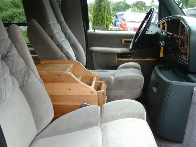 Ford Econoline Ext Cab Conversion Passenger Van