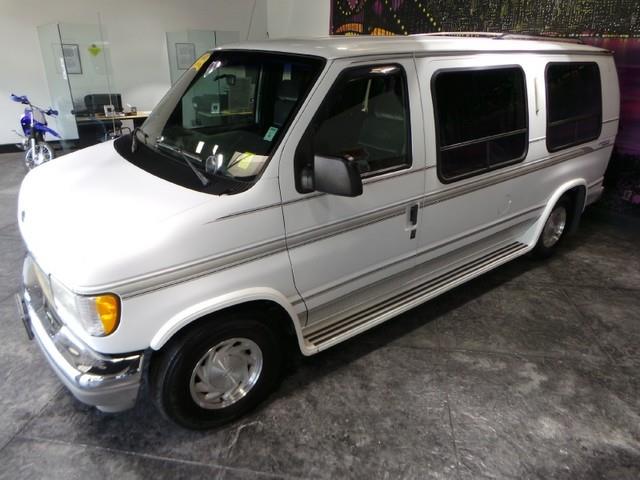 Ford Econoline 1994 photo 1