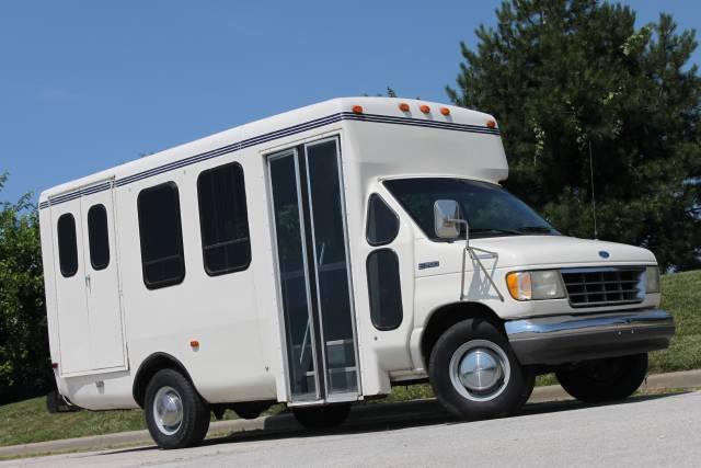 Ford Econoline 1995 photo 0