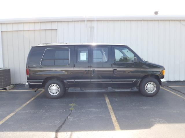 Ford Econoline 1995 photo 1