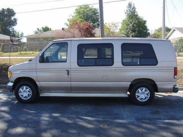 Ford Econoline 1996 photo 2