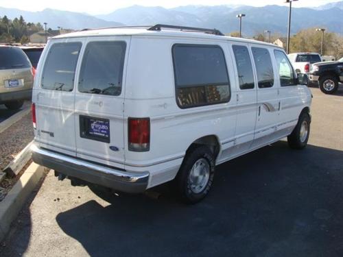 Ford Econoline 1996 photo 1