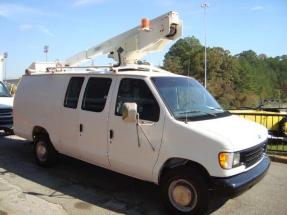 Ford Econoline 1996 photo 1