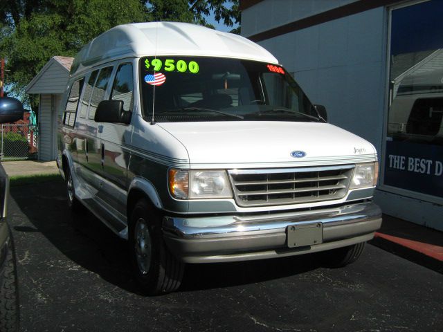 Ford Econoline 1996 photo 1