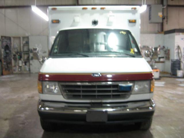 Ford Econoline 1996 photo 2