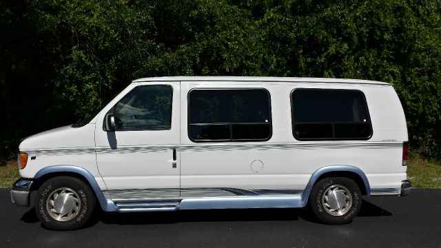 Ford Econoline 1997 photo 2