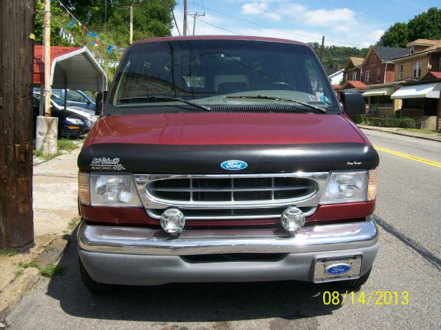 Ford Econoline 1997 photo 2