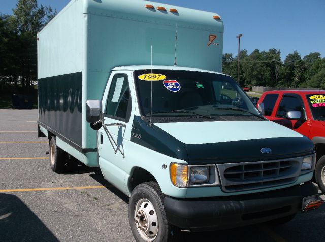 Ford Econoline 1997 photo 1