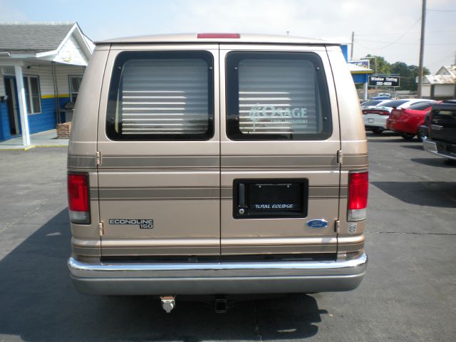 Ford Econoline 1997 photo 3