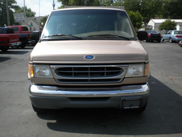 Ford Econoline 1997 photo 7