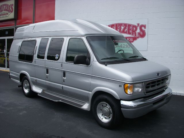 Ford Econoline 1999 photo 4