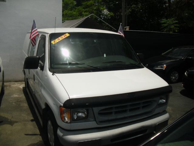 Ford Econoline 1999 photo 4