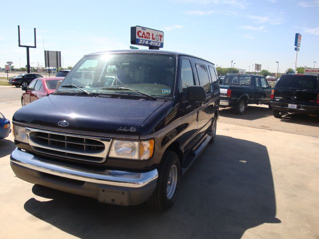 Ford Econoline 1999 photo 2