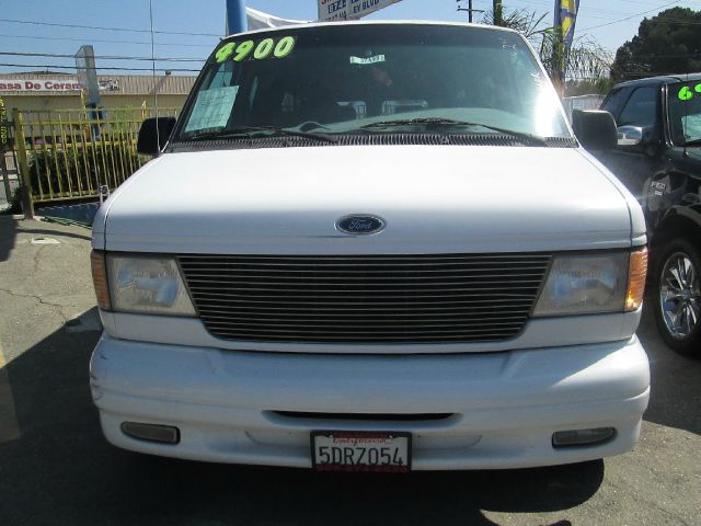 Ford Econoline 1999 photo 4