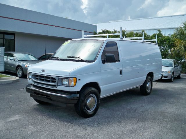 Ford Econoline 1999 photo 3