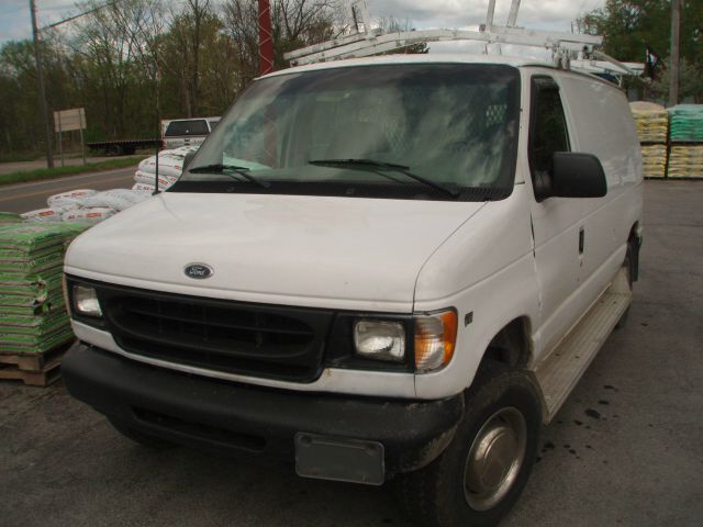 Ford Econoline 2000 photo 62