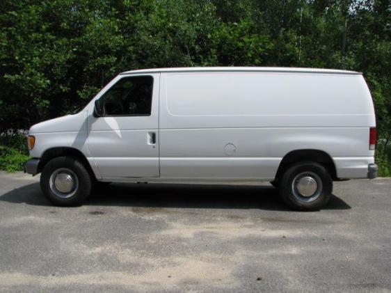 Ford Econoline XLT Sport 4.6L 2WD Passenger Van