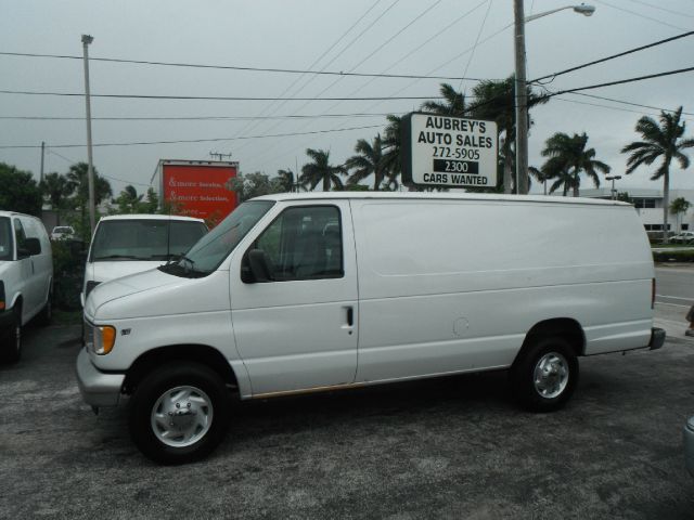 Ford Econoline 2001 photo 6