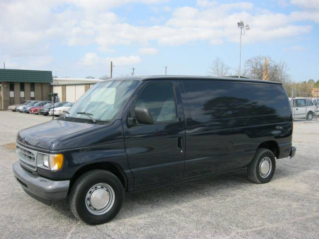 Ford Econoline 4WD SLT Passenger Van