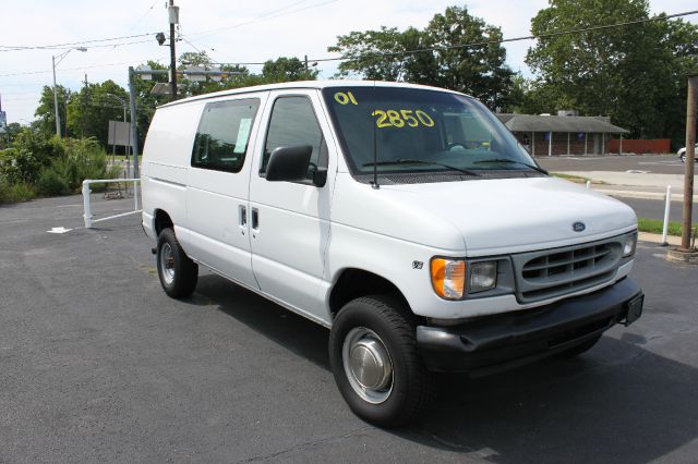 Ford Econoline 2001 photo 3