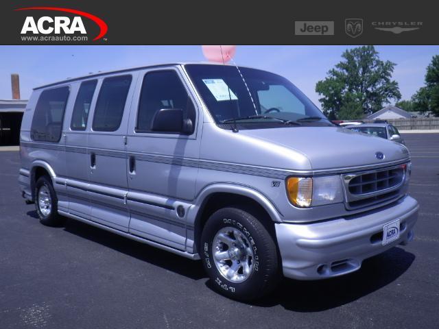 Ford Econoline 2001 photo 3