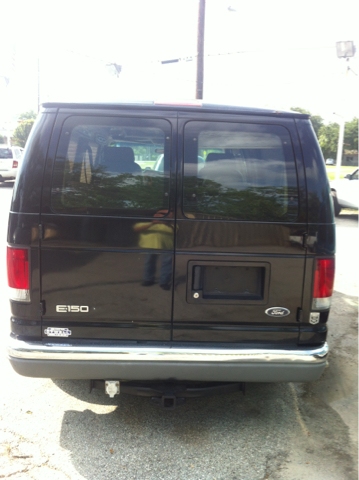 Ford Econoline 2001 photo 5