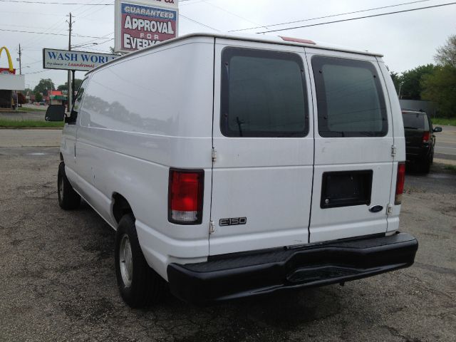 Ford Econoline 2001 photo 4