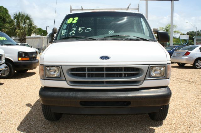 Ford Econoline 2002 photo 4