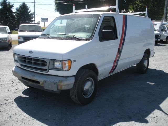 Ford Econoline 2002 photo 4