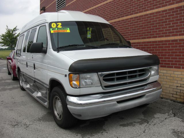 Ford Econoline 328 Ci Passenger Van