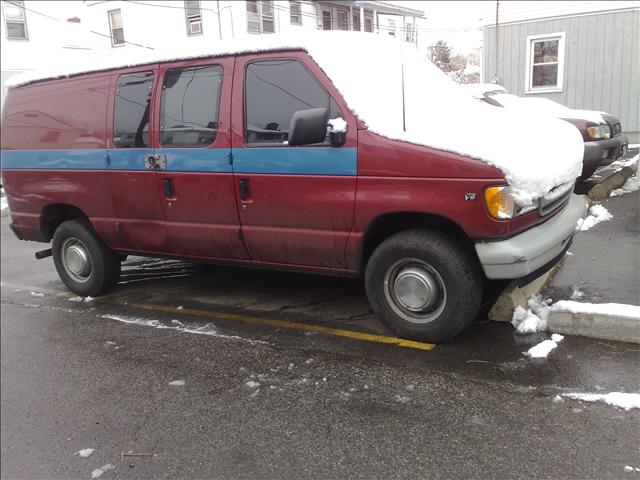 Ford Econoline CREW XLT Cargo Van