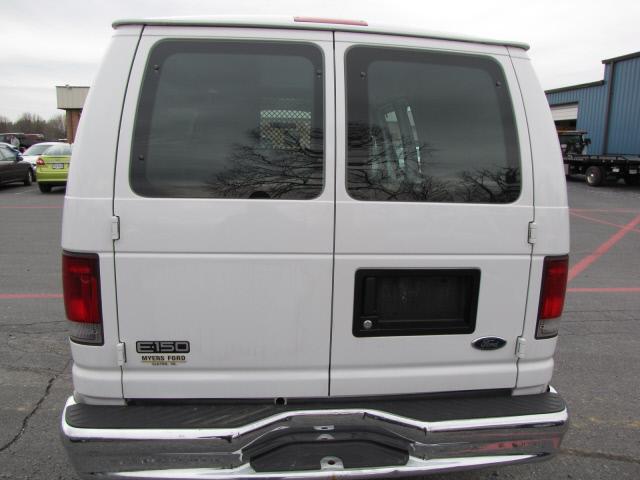 Ford Econoline Unknown Passenger Van