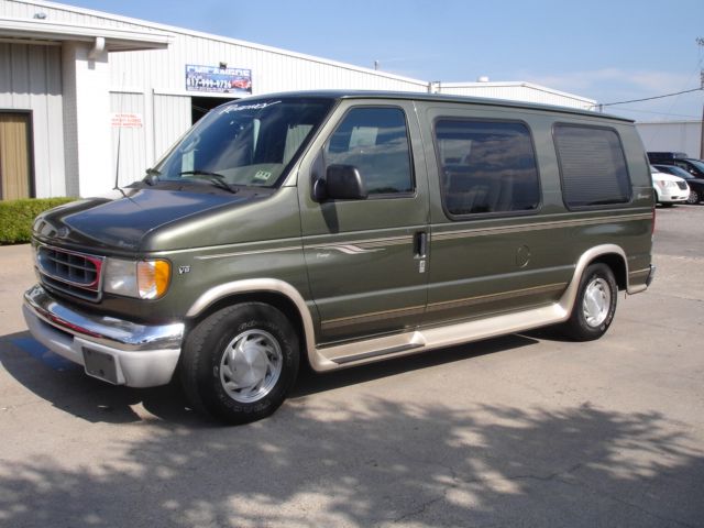 Ford Econoline 2002 photo 4