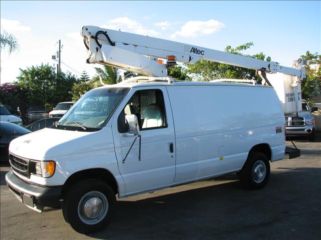 Ford Econoline CREW XLT Cargo Van