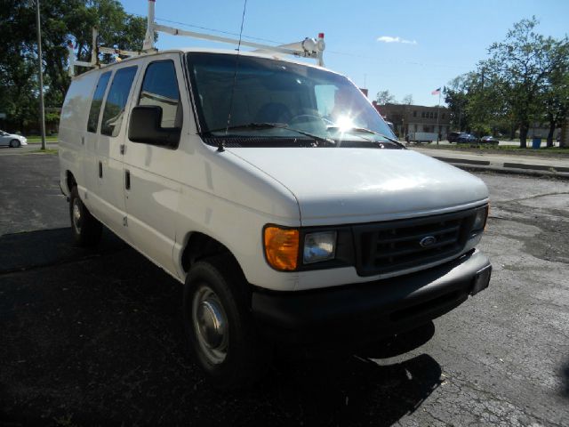 Ford Econoline 2003 photo 3