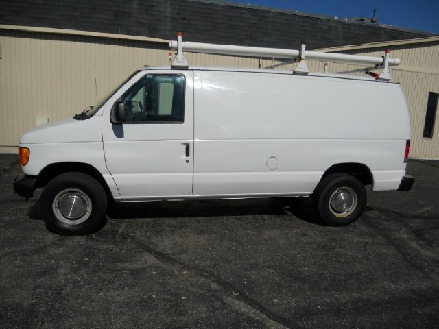 Ford Econoline 2003 photo 6