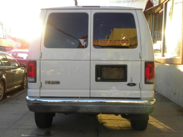 Ford Econoline Base Unspecified