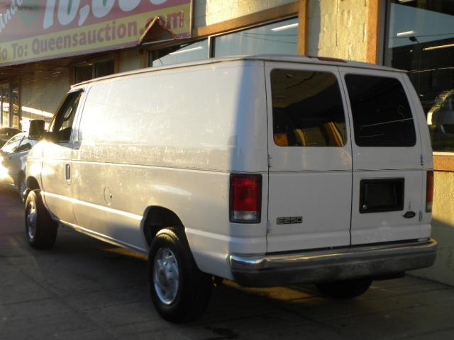 Ford Econoline 2003 photo 5