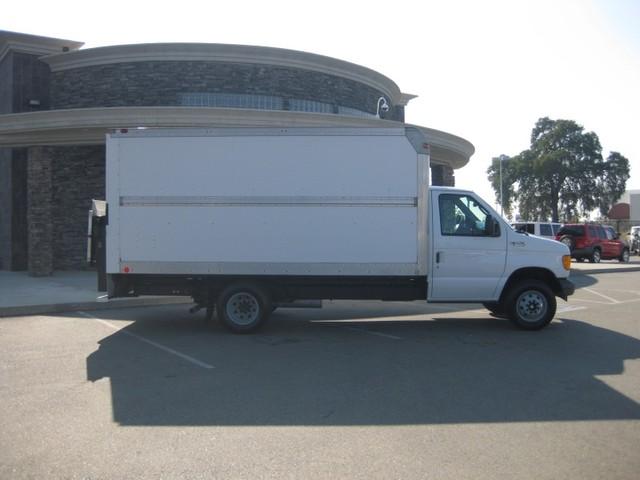 Ford Econoline 2003 photo 5