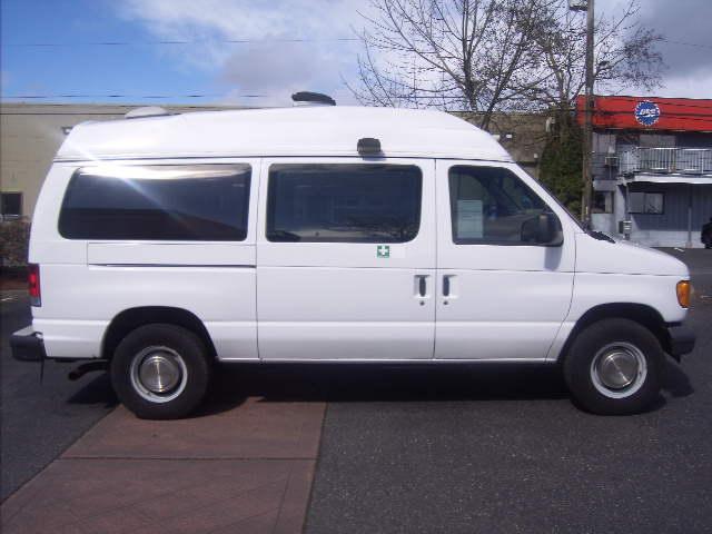 Ford Econoline 2003 photo 5