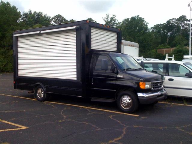 Ford Econoline SE Sport Passenger Van