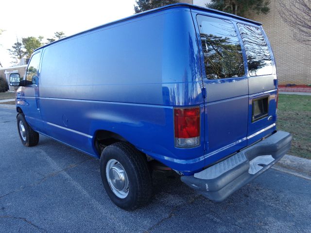 Ford Econoline 2003 photo 4